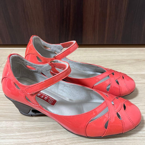 Aravon High Heels Pumps