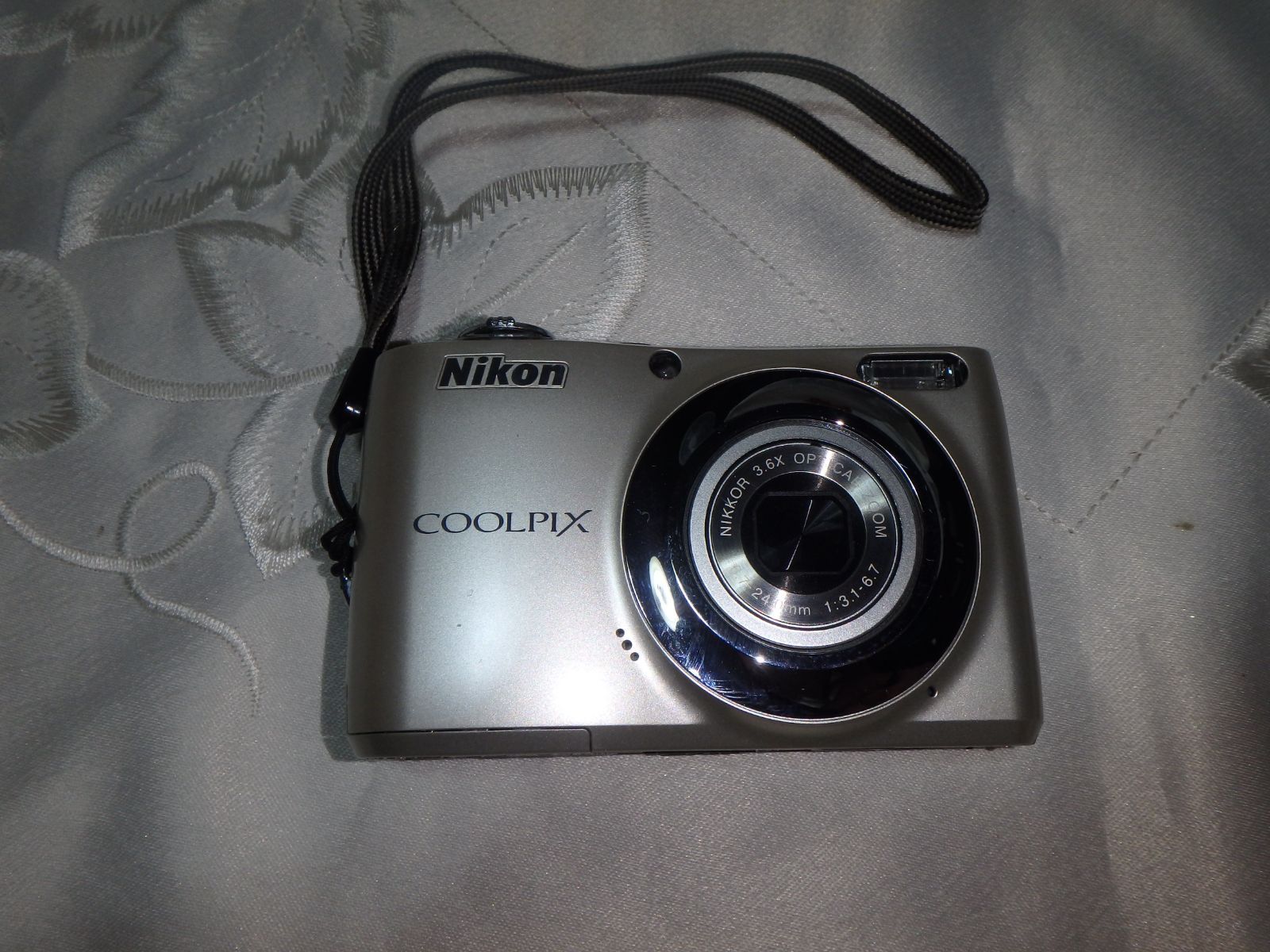 Nikon Compact Digital Camera L22 Coolpix