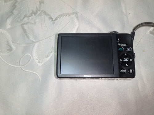 Nikon Compact Digital Camera L22 Coolpix