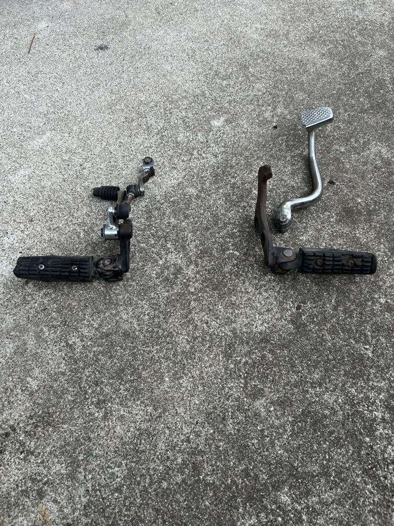 Steps Pedals Sr400