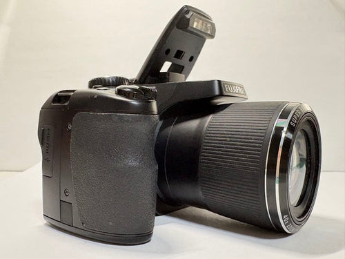 Fujifilm Compact Digital Camera Finepix S8200