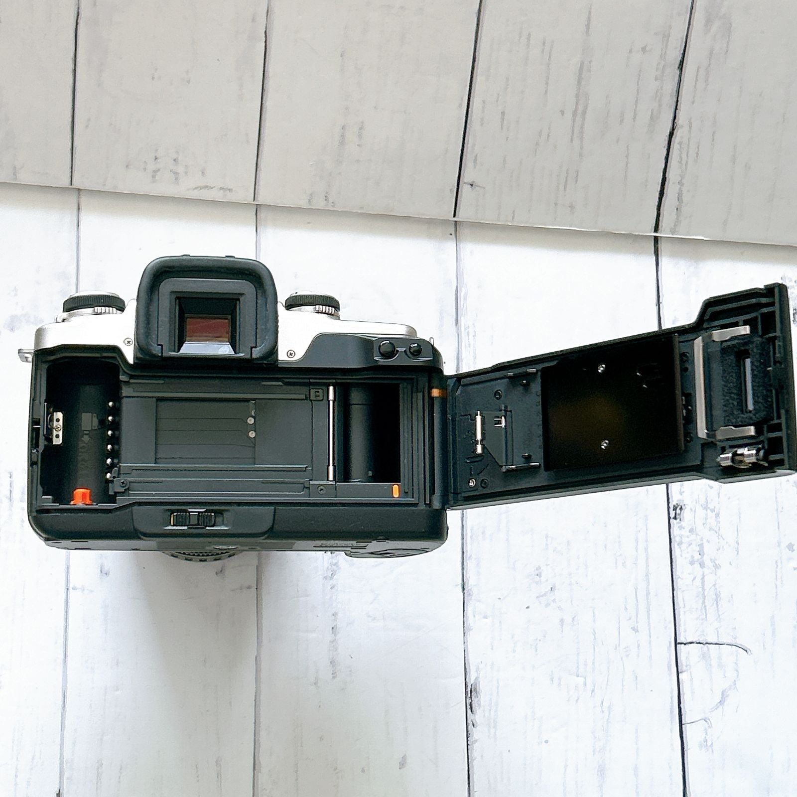 Canon Slr Camera (Film) Eos55
