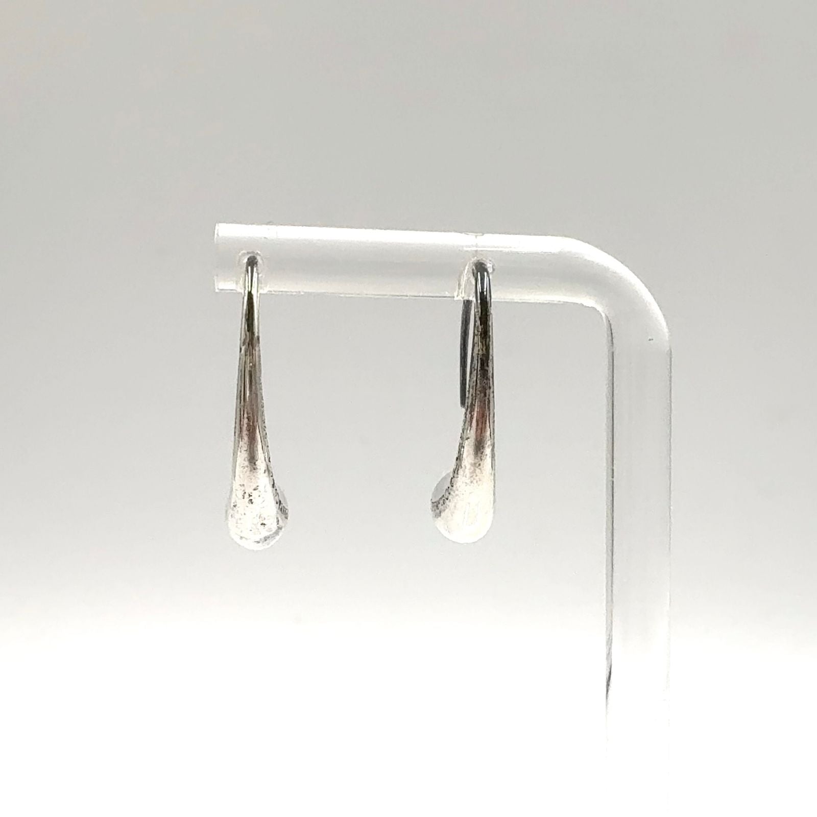 Tiffany Earring Co. Sv925