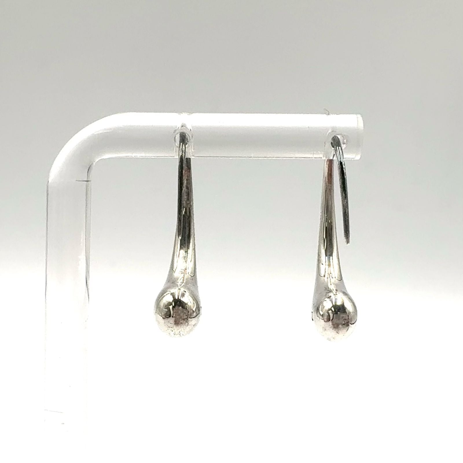 Tiffany Earring Co. Sv925