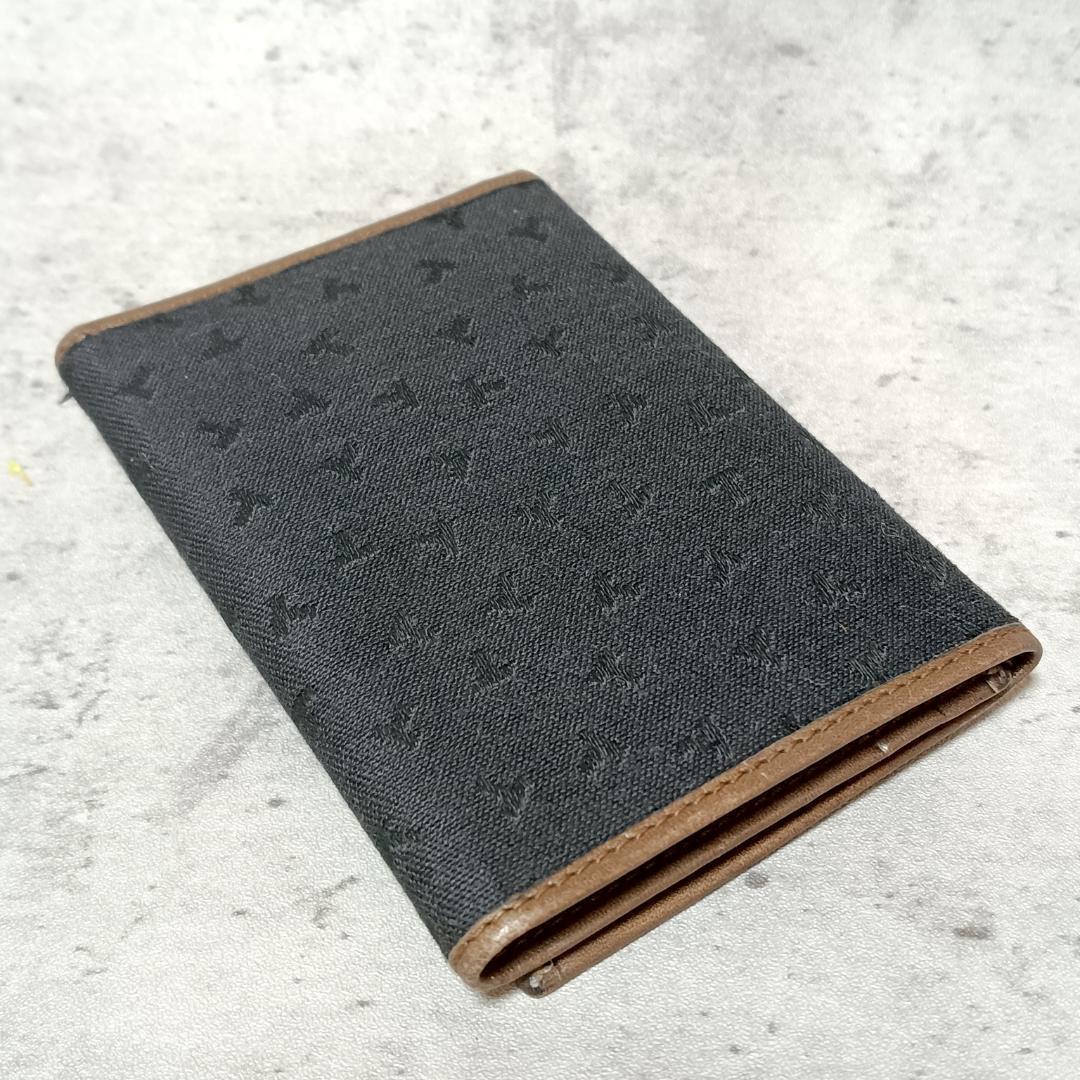 Card Cases T