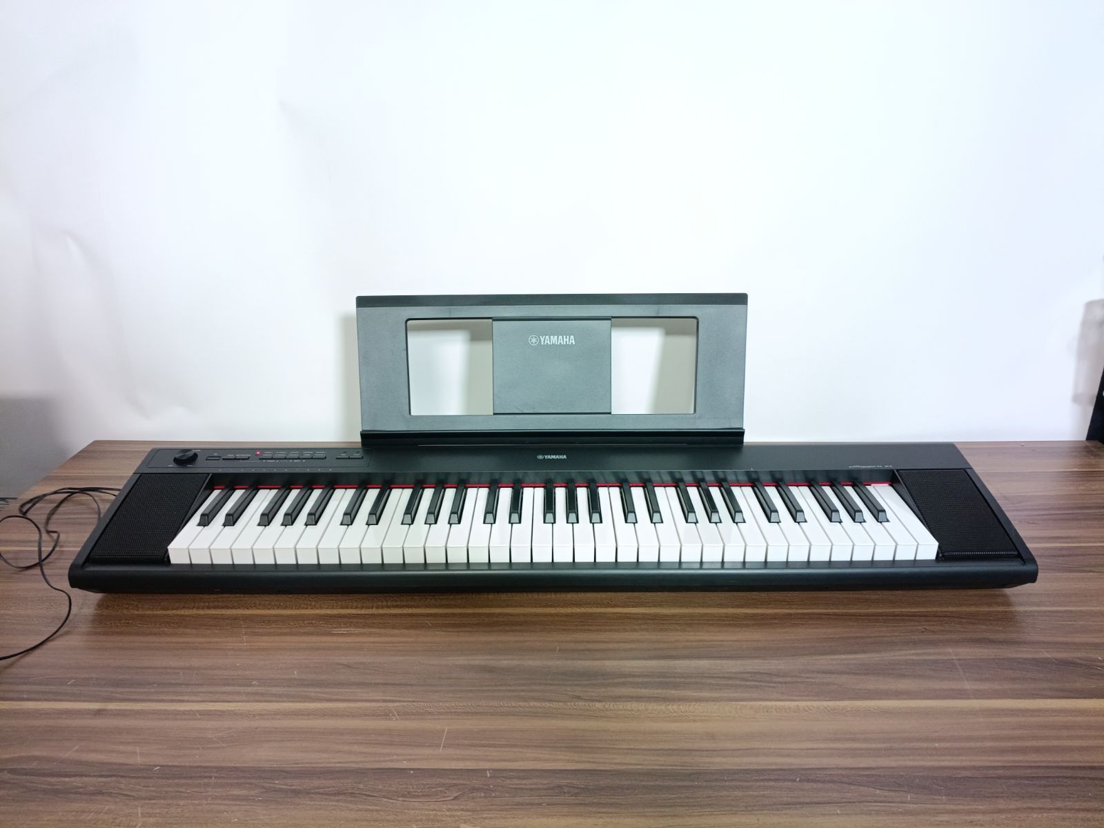 Yamaha Keyboard Electronic Piano Piaggero Np-12B