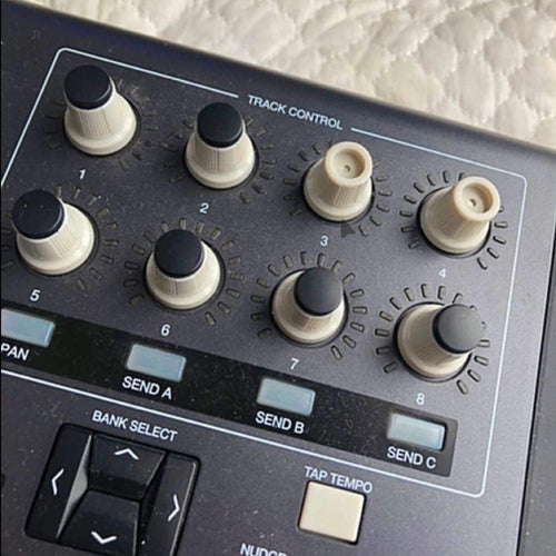 Recording Peripheral Device Akai Midi Apc40