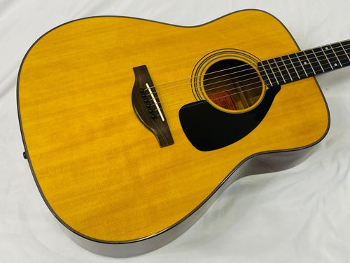 Acoustic Guitar Yamaha The Fg 2005
