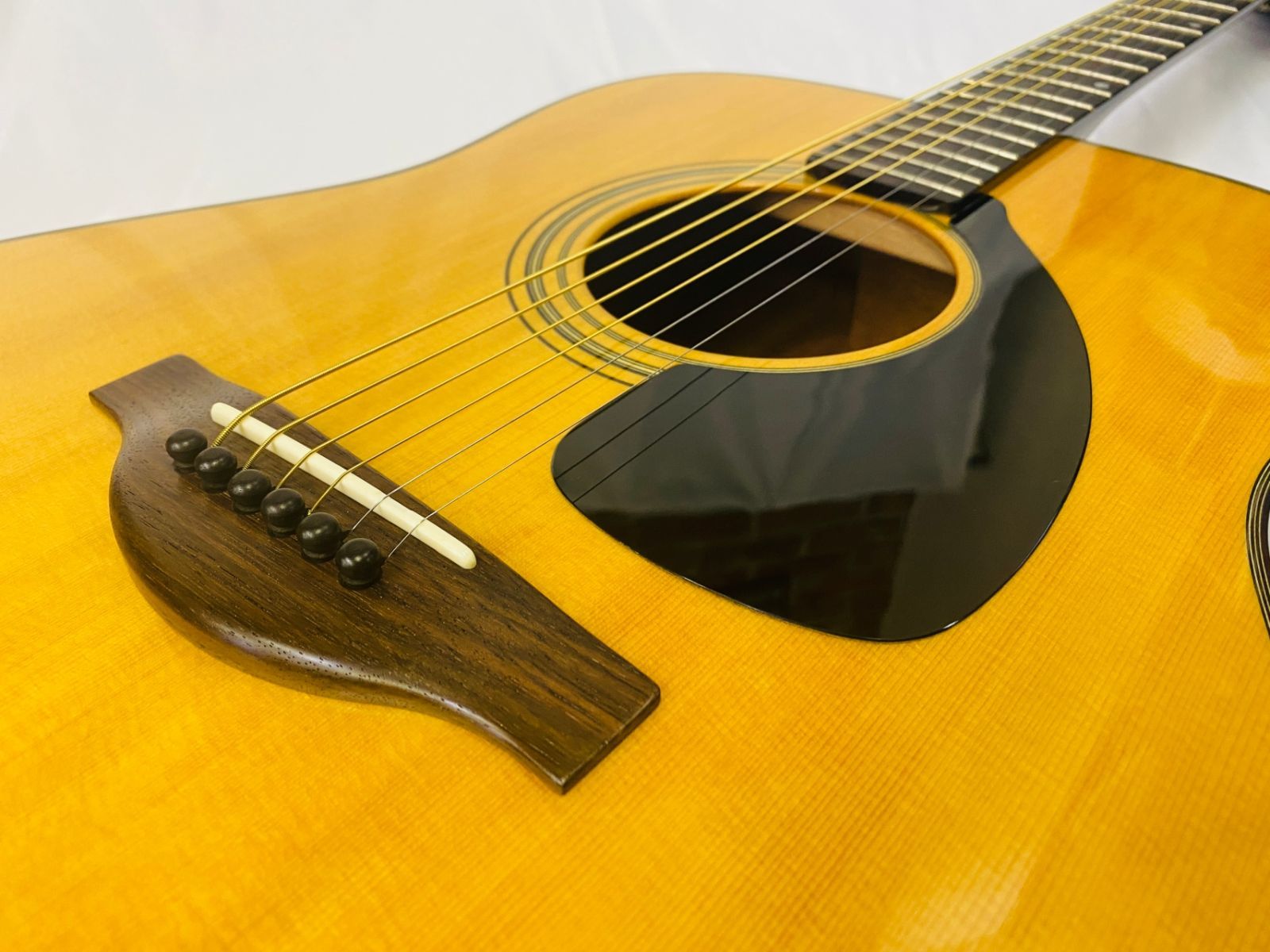 Acoustic Guitar Yamaha The Fg 2005