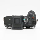 Mirrorless Interchangeable Lips 3,898 Sony 7Iv