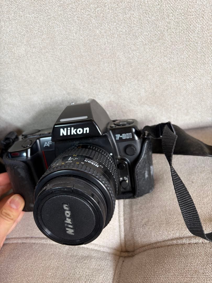 Nikon Slr Camera (Film) F-801 35-70Mm