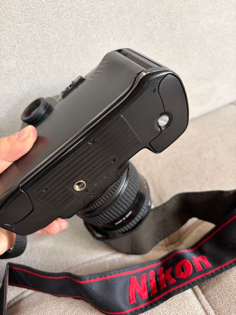 Nikon Slr Camera (Film) F-801 35-70Mm