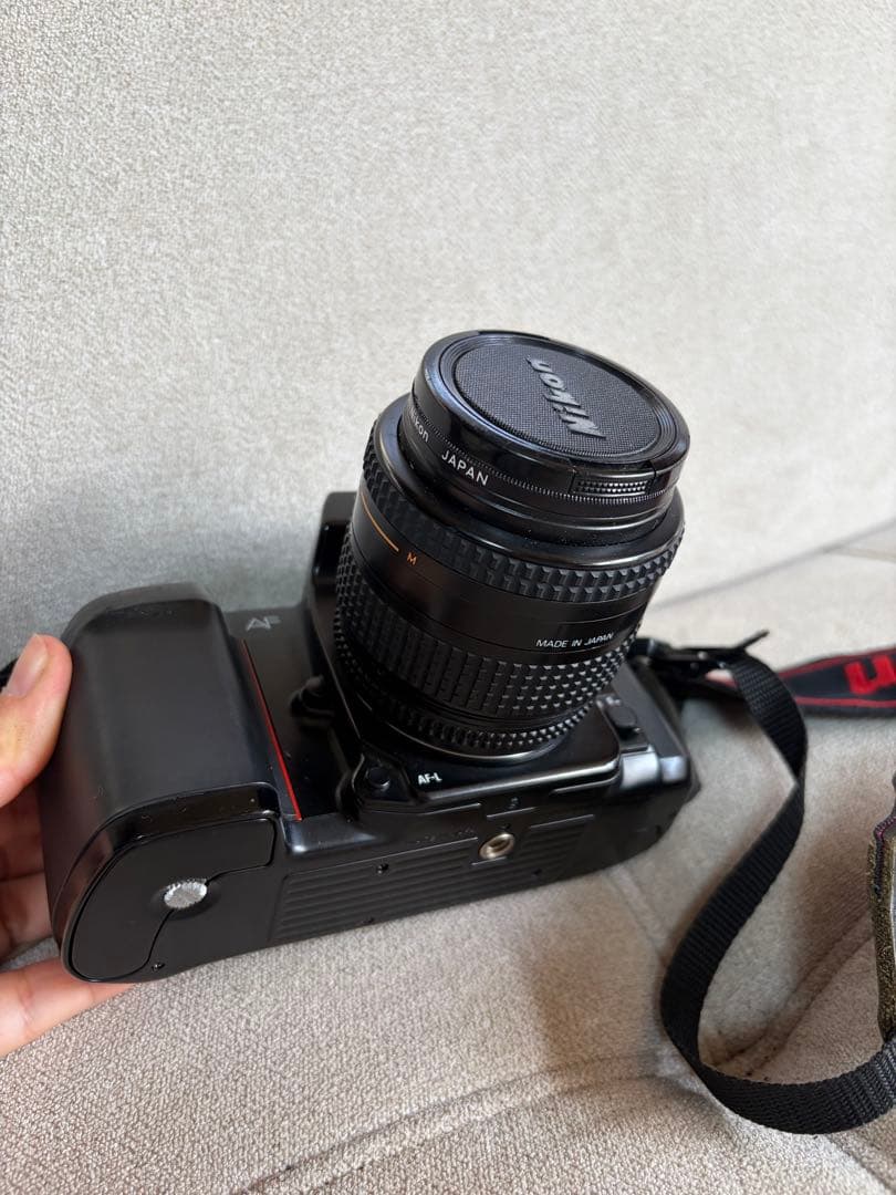 Nikon Slr Camera (Film) F-801 35-70Mm