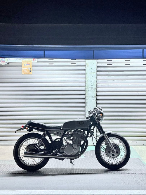 K&H Seat Sr400
