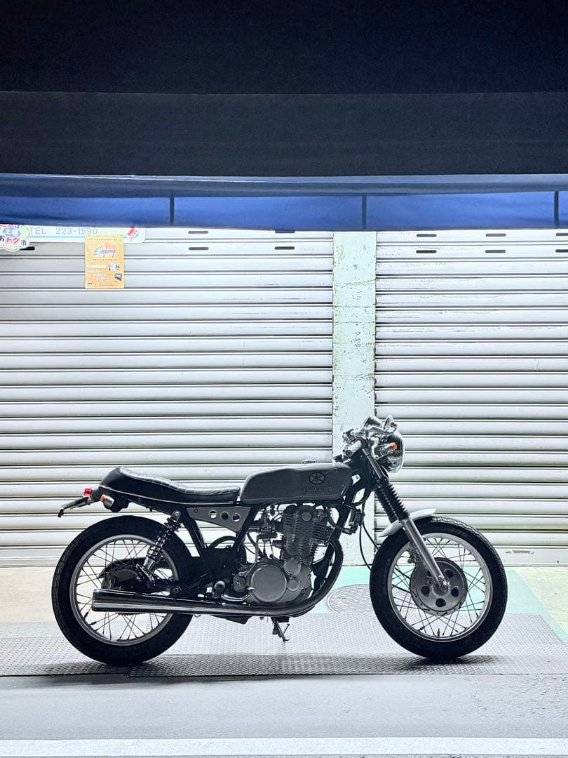 K&H Seat Sr400