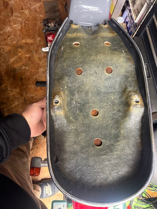 K&H Seat Sr400