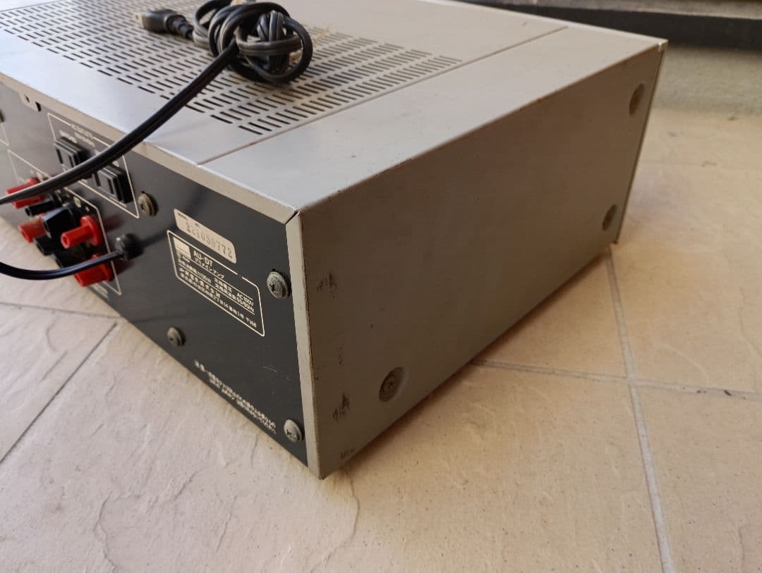 Integrated Amplifiers Sansui Au-D7