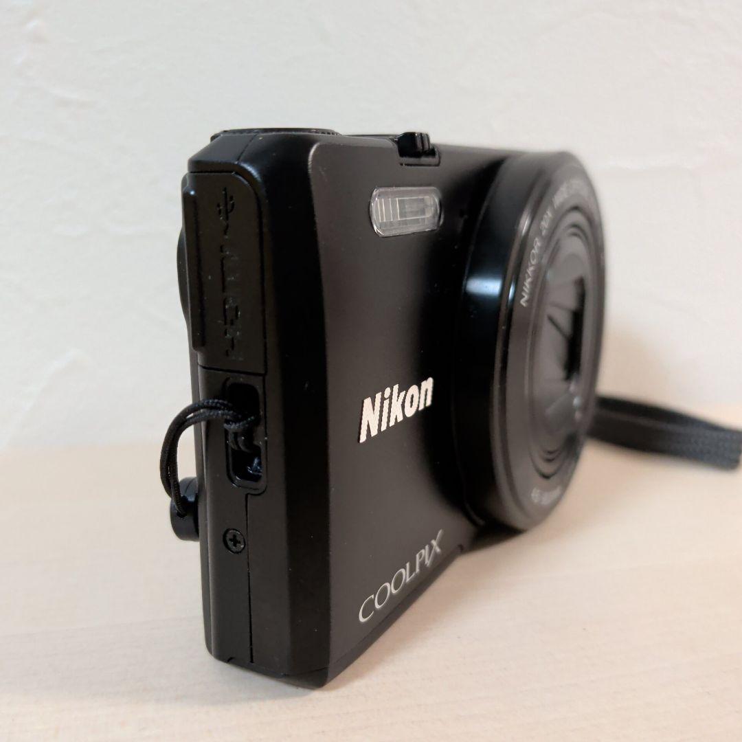 Nikon Compact Digital Camera Coolpix S7000 20