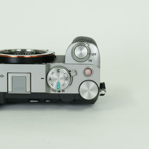 Sony Lèvres interchangeables sans miroir 10 977 2 7C R Ilce-7Cr E