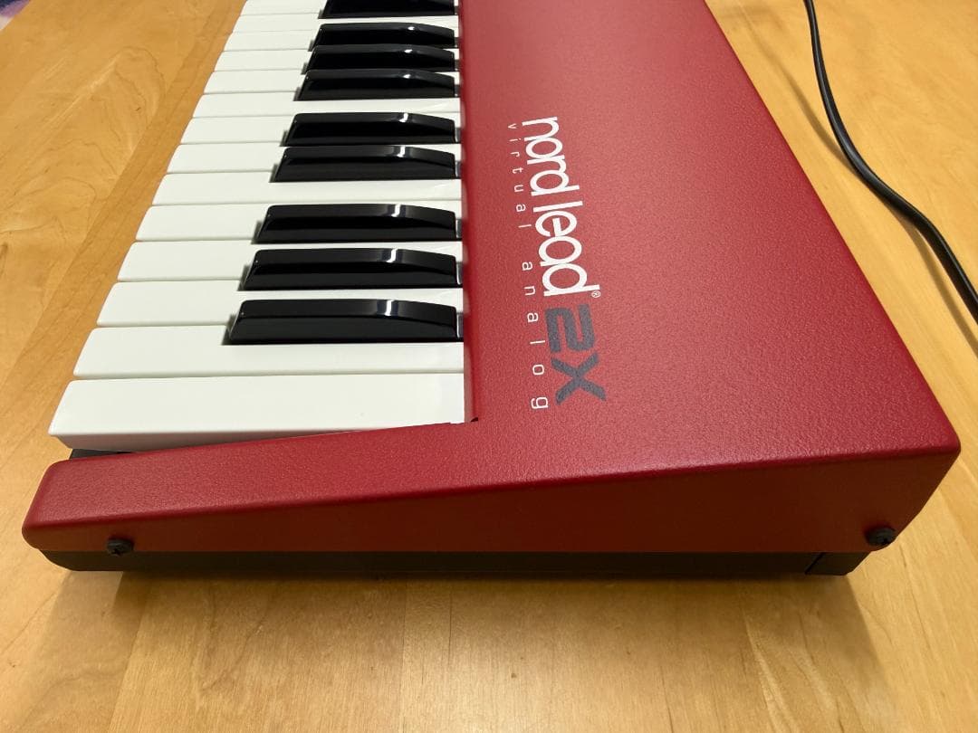 Clavia Analog Synthesizers Nord Lead 2X 49