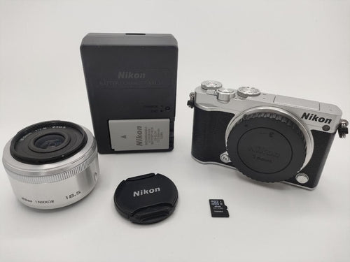 Mirrorless Interchangeable Lens Cameras Nikon 1 J5