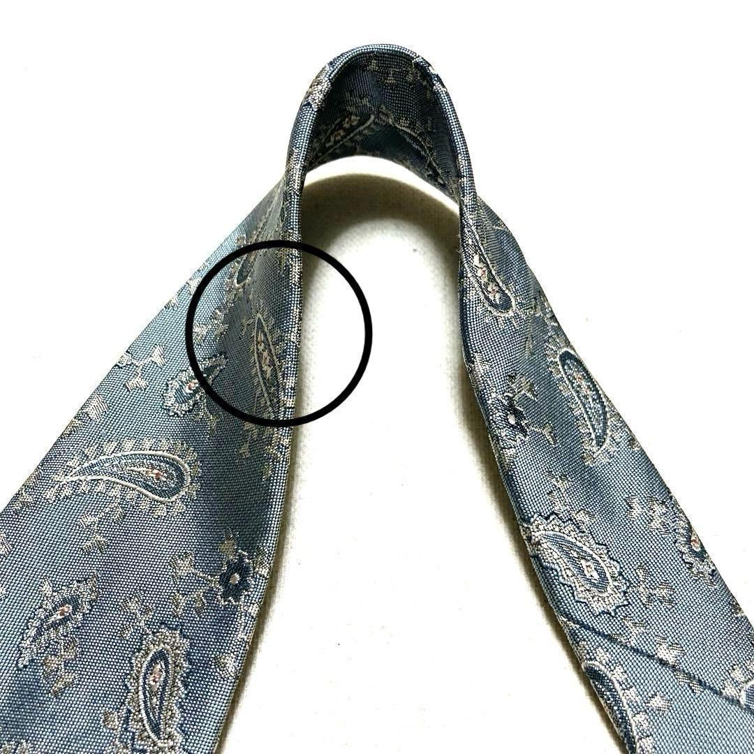 Yves Saint Laurent Ties 100