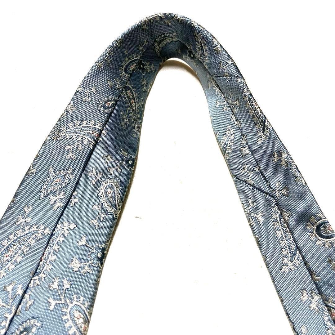 Yves Saint Laurent Ties 100