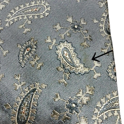 Yves Saint Laurent Ties 100