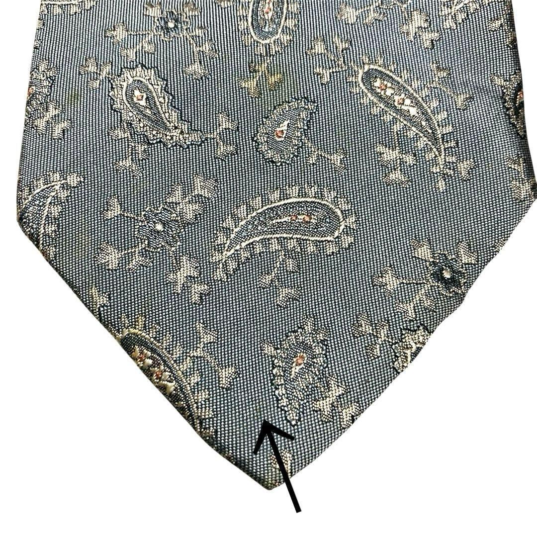 Yves Saint Laurent Ties 100