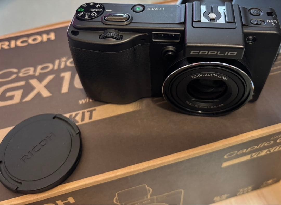 Ricoh Compact Digital Cameras Caplio Gx100 Vf Kit