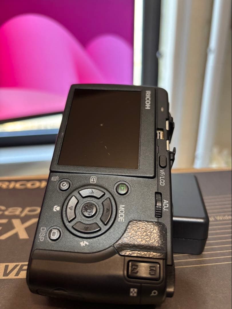 Ricoh Compact Digital Cameras Caplio Gx100 Vf Kit