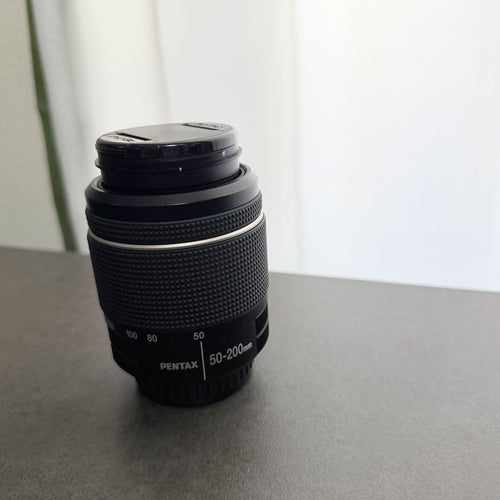 Pentax Zoom Lenses Smc Pentax-Da 50-200Mmf4-5.6Ed Wr