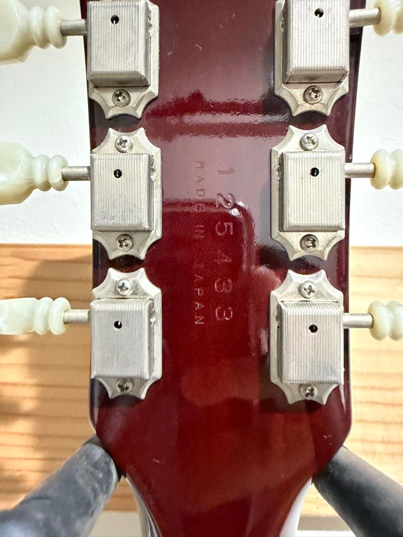 Yamaha Electric Guitar Lp400