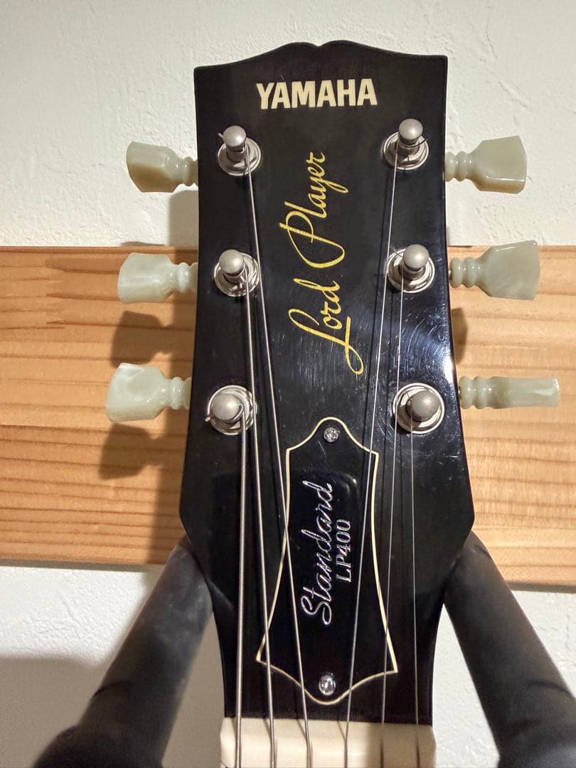Yamaha Electric Guitar Lp400