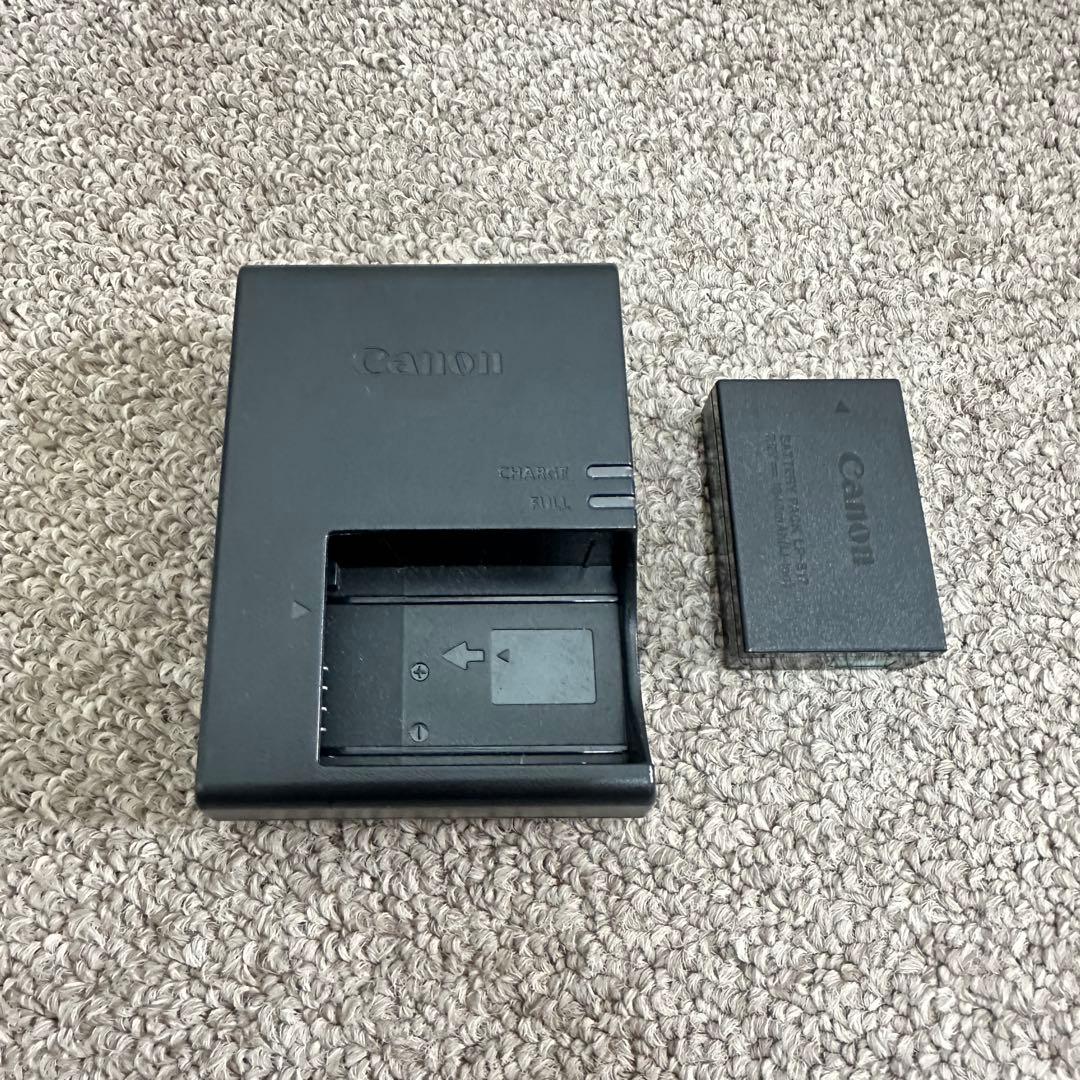 Canon Digital Slr Eos Kiss X10I