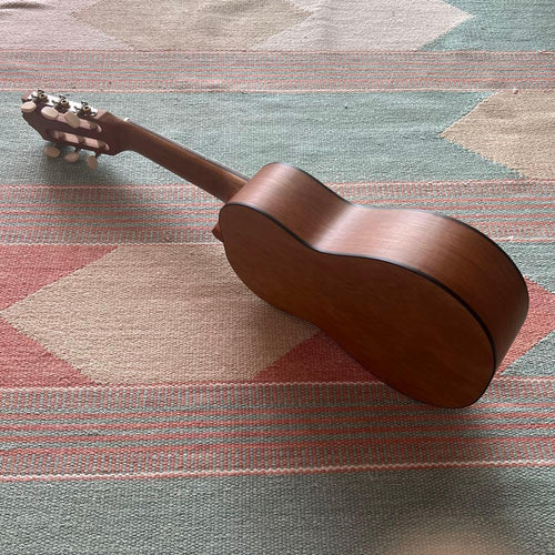 Yamaha Ukuleles Guitalele Gl1