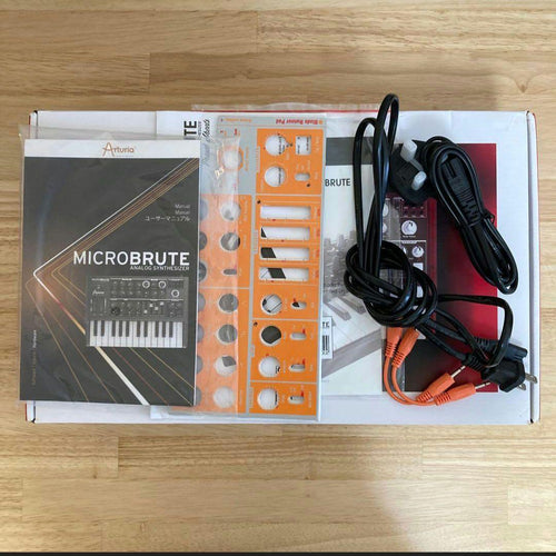 Analog Synthesizers Arturia Microbrute Red