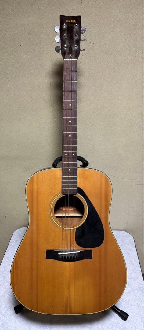 Yamaha Acoustic Guitars