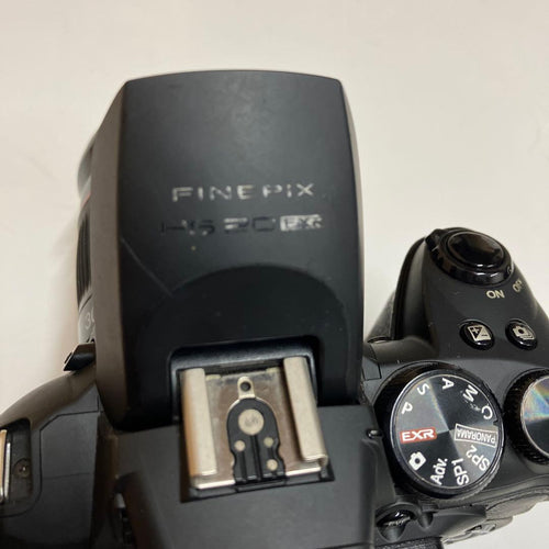 Fujifilm Compact Digital Camera Esv048 Fine Pix Hs20Exr