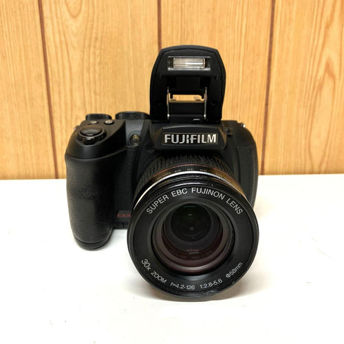 Fujifilm Compact Digital Camera Esv048 Fine Pix Hs20Exr