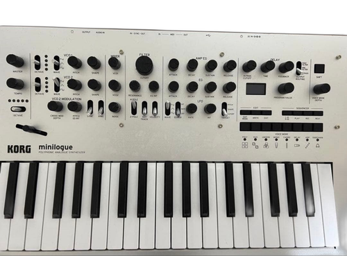Korg Analog Synthesizer Minilogue 37