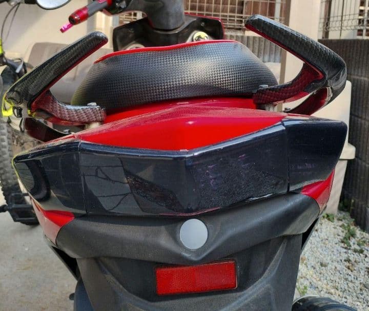 Career Grab Bar Yamaha X 3