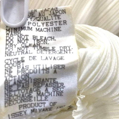 Issey Miyake Sleeveless