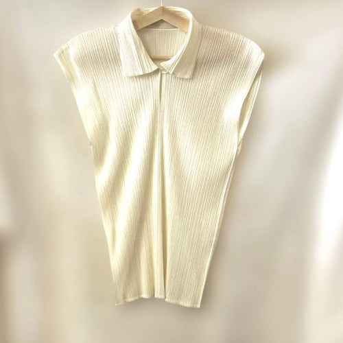 Issey Miyake Sleeveless