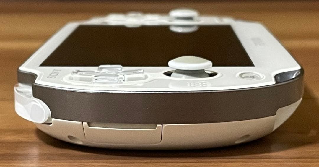 Consoles Ps Vita Pch-1100 Ab02