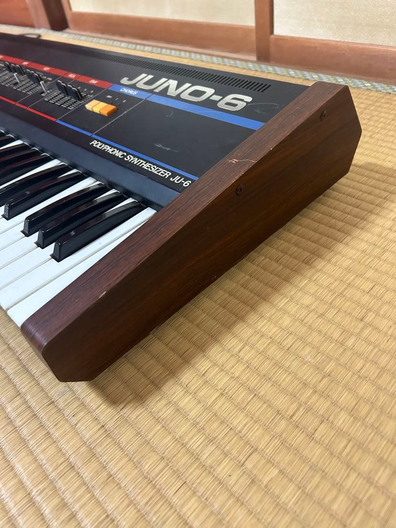 Roland Others Juno-6