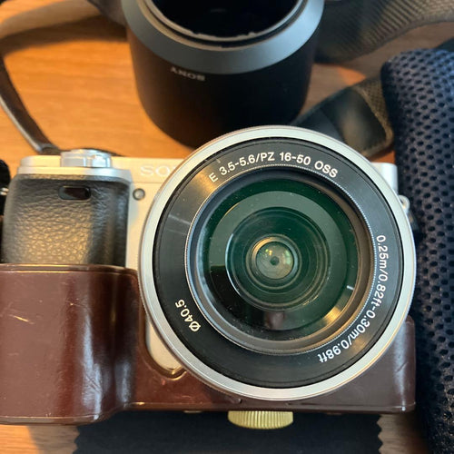 Sony Mirrorless Interchangeable Lens Cameras 6000