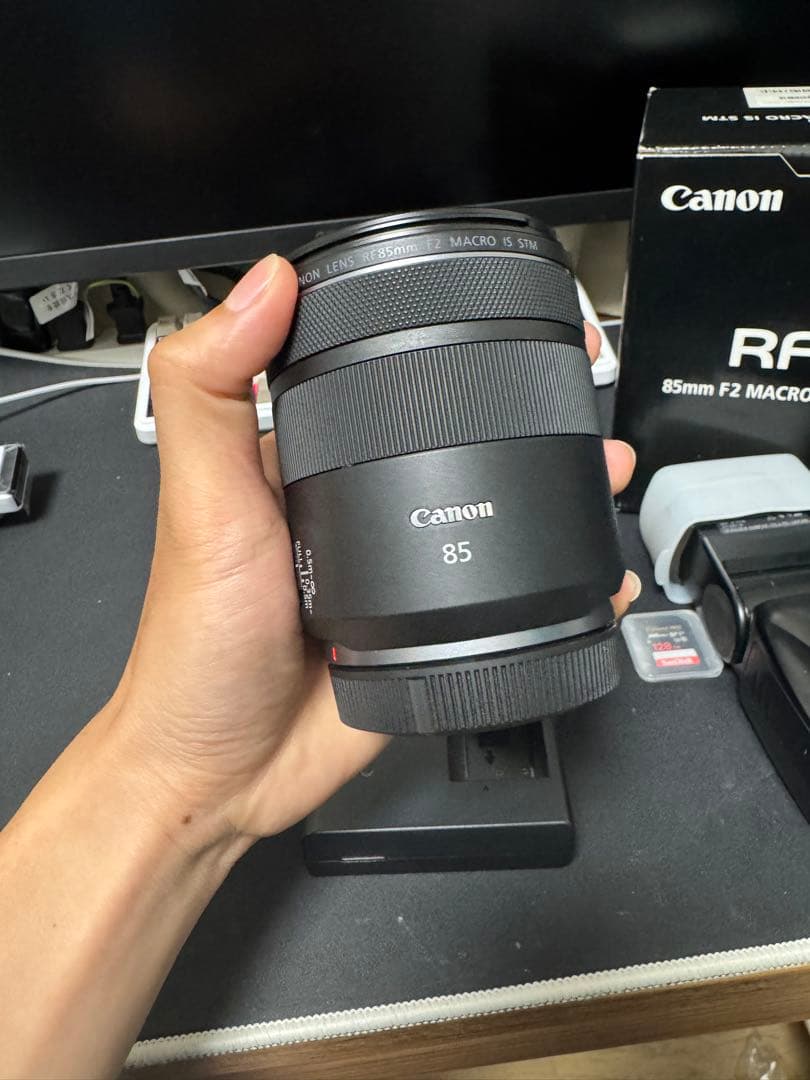 Canon Prime Lenses Rf F2 Macro Is Stm