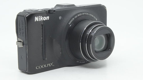 Compact Digital Camera D2123 Nikon Coolpix S9300