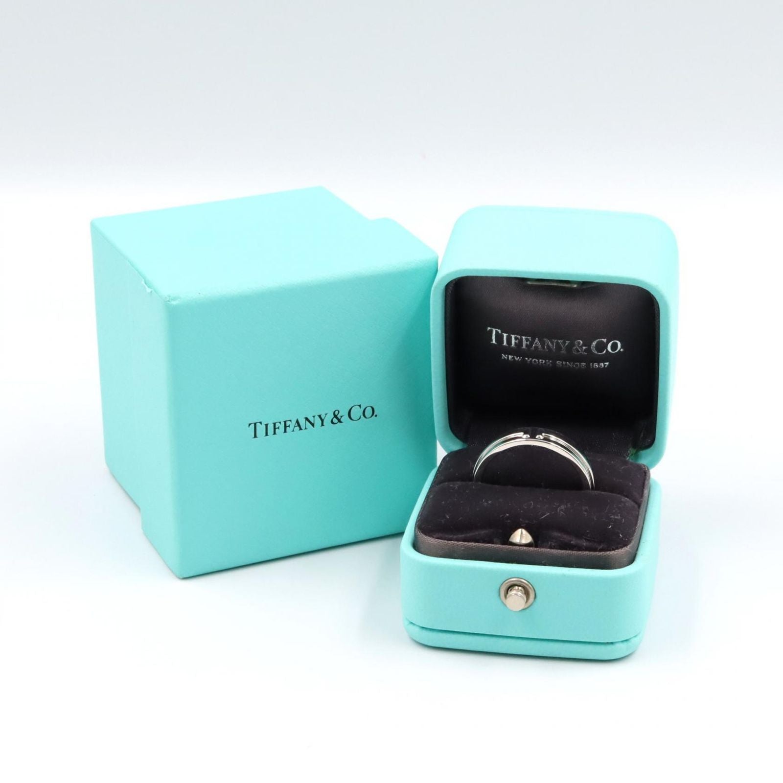 Tiffany Ring Co T #20.5 K18Wg Used A